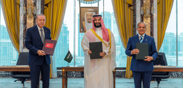 شركاؤنا الطبيعيون تركيا تكشف أن مصر قد تنضم إلى ميثاق مكة شركاؤنا الطبيعيون تركيا تكشف أن مصر قد تنضم إلى ميثاق مكة