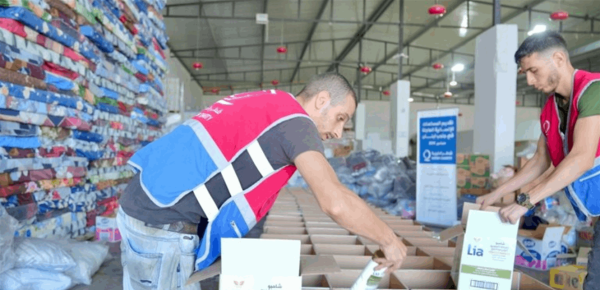 المساعدات تقترب من الانتهاء من سيغيث النازحين المساعدات تقترب من الانتهاء من سيغيث النازحين
