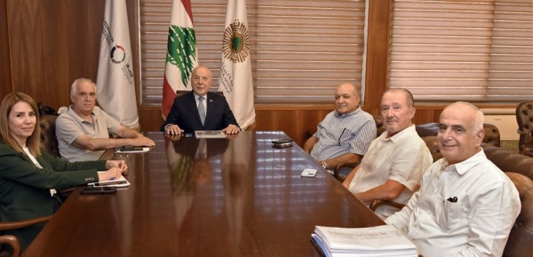 مجلس إدارة الصندوق التعاضدي لأعضاء غرفة التجارة والصناعة والزراعة أقر حسابات 2025 وموازنة 2026 مجلس إدارة الصندوق التعاضدي لأعضاء غرفة التجارة والصناعة والزراعة أقر حسابات 2025 وموازنة 2026