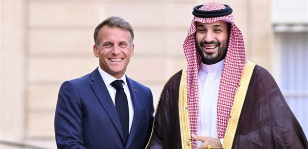 بيان فرنسي سعودي مشترك دعوة لإيران للتعاون الذري وحلول سياسية للنزاعات بيان فرنسي سعودي مشترك دعوة لإيران للتعاون الذري وحلول سياسية للنزاعات