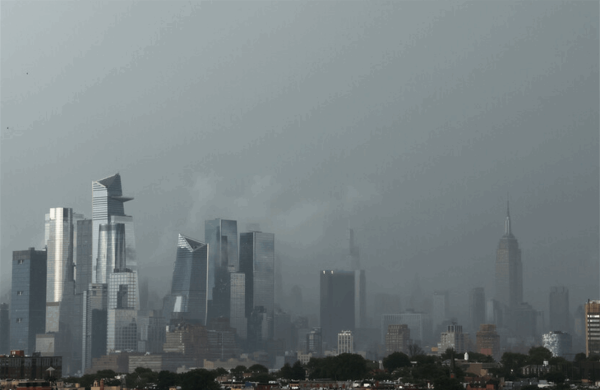 عواصف وأعاصير تهدد 38 مليون شخص شمال شرق أميركا عواصف وأعاصير تهدد 38 مليون شخص شمال شرق أميركا