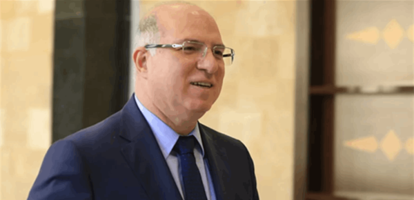 وزير العمل المطلوب هو الوصول إلى توازن مسؤول بين حقوق الموظفين وقدرة الدولة وإمكاناتها وزير العمل المطلوب هو الوصول إلى توازن مسؤول بين حقوق الموظفين وقدرة الدولة وإمكاناتها