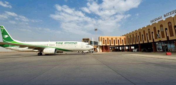 بغداد تجري محادثات مع واشنطن لاستثناء بعض مطارات العراق من القيود على شركات الطيران الإيرانية