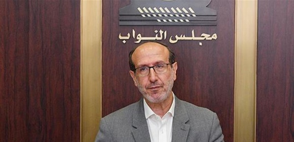 الموسوي اطلع من وفد موظفي الخلوي على مطالبه ومسألة التعويضات الموسوي اطلع من وفد موظفي الخلوي على مطالبه ومسألة التعويضات
