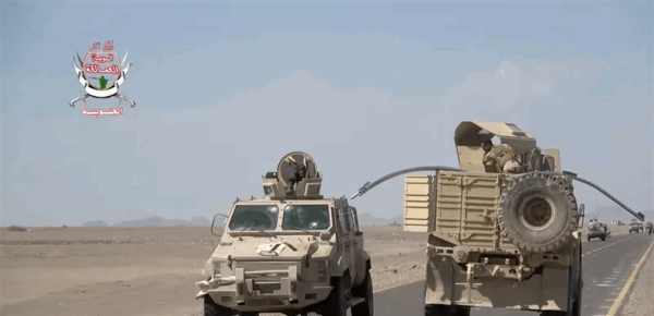 ضمن عملية فجر اليمن القوات اليمنية تعزز عملياتها ضد الحوثي على امتداد عدد من الجبهات ضمن عملية فجر اليمن القوات اليمنية تعزز عملياتها ضد الحوثي على امتداد عدد من الجبهات