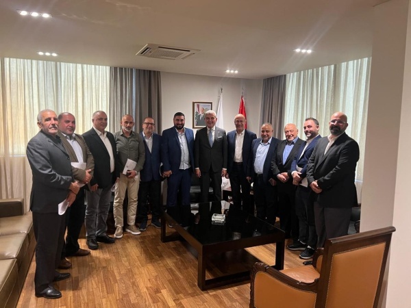 عيسى الخوري بحث مع تجم ع صناعي ي الضاحية الجنوبي ة في أوضاع المصانع عيسى الخوري بحث مع تجم ع صناعي ي الضاحية الجنوبي ة في أوضاع المصانع