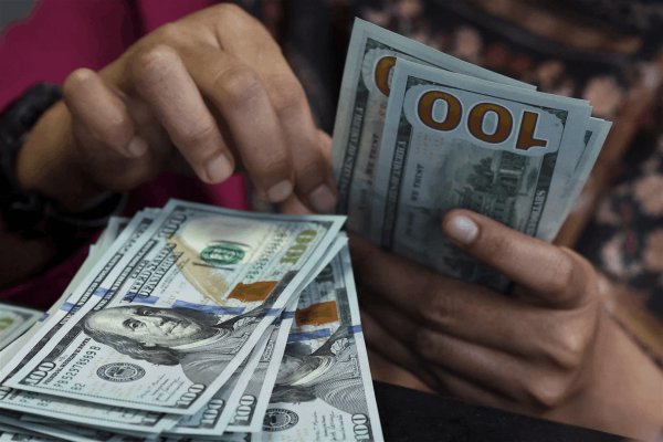 أموال معل قة ومؤسسات لا تستطيع الانتظار