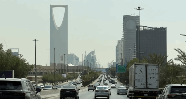 السعودية اعلنت عن اعتراض صاروخ ومسي رة فوق الرياض السعودية اعلنت عن اعتراض صاروخ ومسي رة فوق الرياض