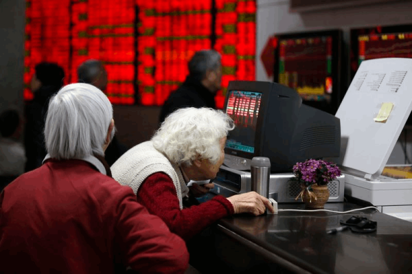 سباق الذكاء الاصطناعي يهز البورصات أين تتجه الاستثمارات سباق الذكاء الاصطناعي يهز البورصات أين تتجه الاستثمارات