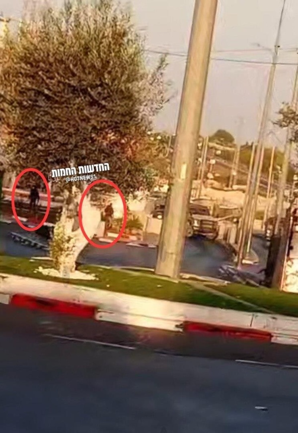 الجيش الإسرائيلي مقتل جنديين في هجوم الخليل في الضفة الغربية الجيش الإسرائيلي مقتل جنديين في هجوم الخليل في الضفة الغربية