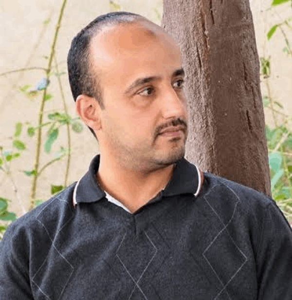 وفاة موظف أممي لدى الحوثيين مطالب بتحقيق مستقل وكشف مصير المحتجزين وفاة موظف أممي لدى الحوثيين مطالب بتحقيق مستقل وكشف مصير المحتجزين