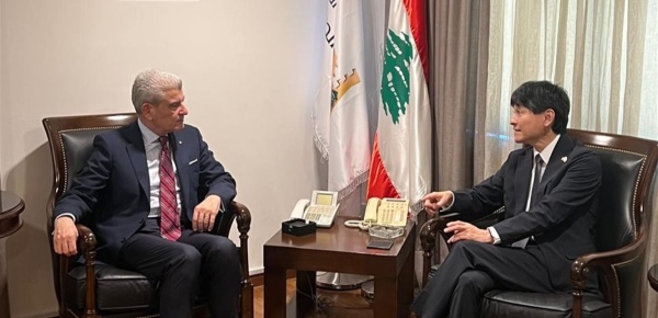 عيسى الخوري وكنجي بحثا في آفاق التعاون الصناعي بين لبنان وطوكيو