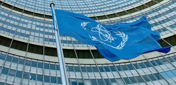 دبلوماسيون يكشفون واشنطن تعد مشروع قرار يندد بإيران قبل اجتماع الوكالة الدولية للطاقة الذرية