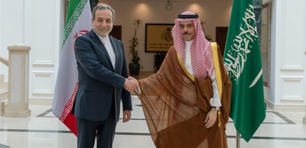 اتصال بين بن فرحان وعراقجي وترحيب سعودي بالاتفاق اتصال بين بن فرحان وعراقجي وترحيب سعودي بالاتفاق