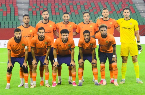 رغم المداخيل الكبيرة جمهور بركان غاضب من سياسة الإنتدابات والإكتفاء بالصفقات المجانية رغم المداخيل الكبيرة جمهور بركان غاضب من سياسة الإنتدابات والإكتفاء بالصفقات المجانية