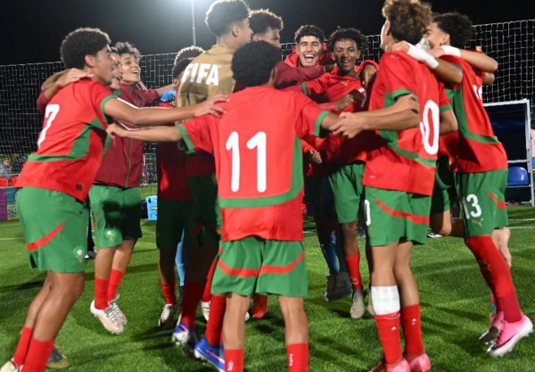 المنتخب المغربي يتأهل إلى الدور الثاني من نهائيات كأس العالم المنتخب المغربي يتأهل إلى الدور الثاني من نهائيات كأس العالم