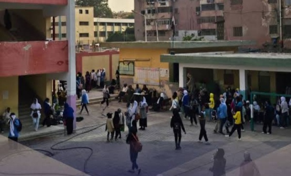 تنويه بخصوص استخراج الشهادات بالقاهرة