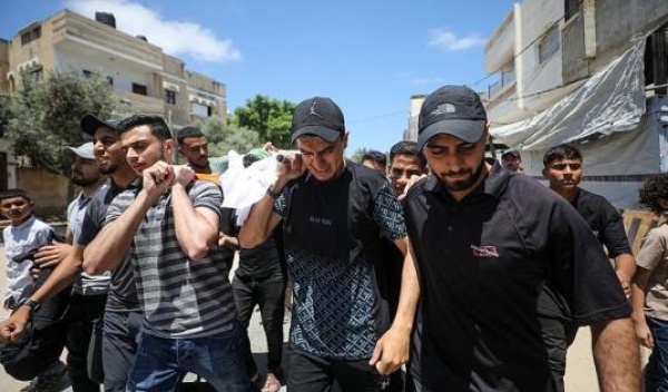 غزة استشهاد مواطن بقصف على حي الزيتون وانتشال شهيدين من بيت لاهيا غزة استشهاد مواطن بقصف على حي الزيتون وانتشال شهيدين من بيت لاهيا