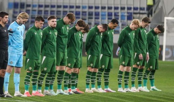 يويفا يفتح تحقيقا ببصق لاعب إسرائيلي على مسؤول بمنتخب إيرلندا يويفا يفتح تحقيقا ببصق لاعب إسرائيلي على مسؤول بمنتخب إيرلندا
