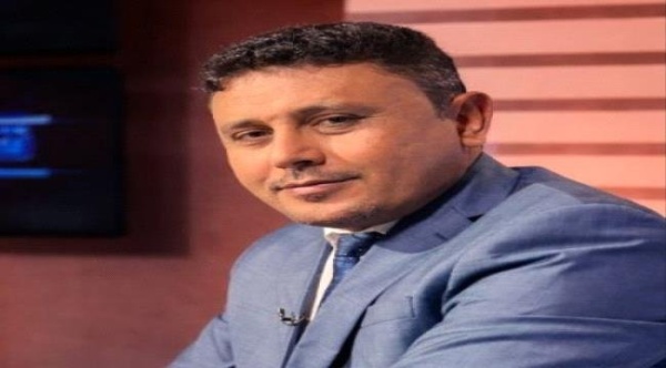 اليافعي عن محافظ حضرموت يكفيه من العار تفكيك النخبة
