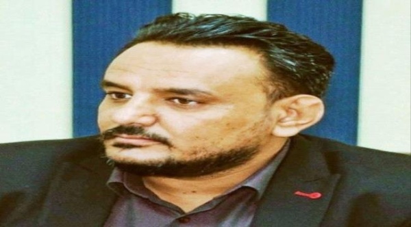 زوجة القائد المقرحي تنفي الإفراج عنه وتدعو لتحري الدقة زوجة القائد المقرحي تنفي الإفراج عنه وتدعو لتحري الدقة