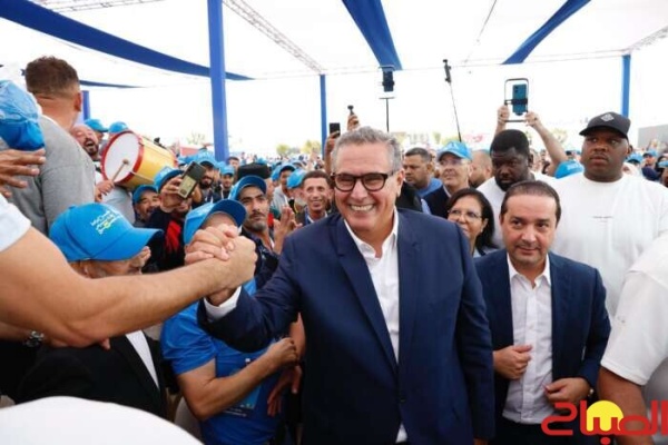 أخنوش يعد المغاربة بمليون منصب شغل و25 درهما عن كل 100 درهم يدخرونها أخنوش يعد المغاربة بمليون منصب شغل و25 درهما عن كل 100 درهم يدخرونها