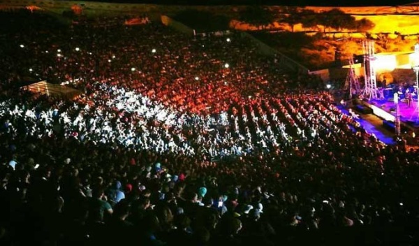 مهرجان بنزرت الدولي الشاب مامي يوقظ ذاكرة جيل كامل من عشاق الراي مهرجان بنزرت الدولي الشاب مامي يوقظ ذاكرة جيل كامل من عشاق الراي