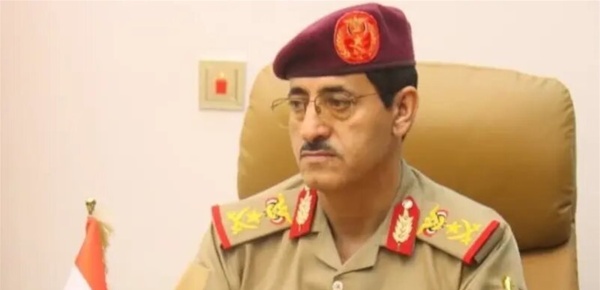 اليمن القوات المسلحة جاهزة لمعركة إنهاء الانقلاب اليمن القوات المسلحة جاهزة لمعركة إنهاء الانقلاب