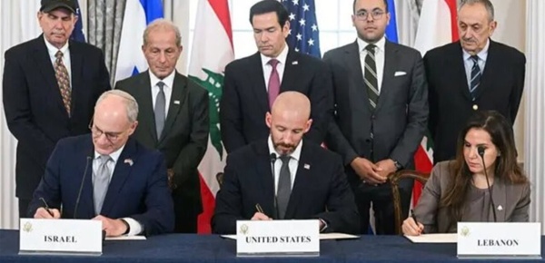 كارثة هذا ما كشفه تقرير أميركي عن الإطار الثلاثي في لبنان كارثة هذا ما كشفه تقرير أميركي عن الإطار الثلاثي في لبنان