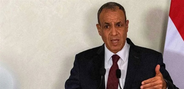 خلال اتصالين هاتفيين أجراهما وزير الخارجية مع نظيريه الع ماني والإيراني وزير الخارجية المصري لأهمية الحفاظ على حرية الملاحة
