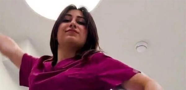 طبيبة إسرائيلي ة ت ثير الجدل في بلد عربي رقصت داخل العيادة طبيبة إسرائيلي ة ت ثير الجدل في بلد عربي رقصت داخل العيادة