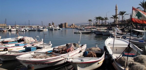 صيادو لبنان يرفضون قانون الصيد المائي يضر بحقوقنا ولقمة عيشنا