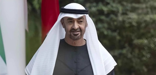 محمد بن زايد يصل إلى سلوفاكيا في زيارة عمل محمد بن زايد يصل إلى سلوفاكيا في زيارة عمل