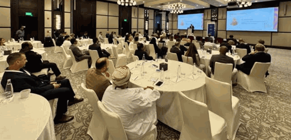 صحيفة فرنسية تكشف تفاصيل عرض برنامج مراقبة إسرائيلي على شركات كبرى صحيفة فرنسية تكشف تفاصيل عرض برنامج مراقبة إسرائيلي على شركات كبرى