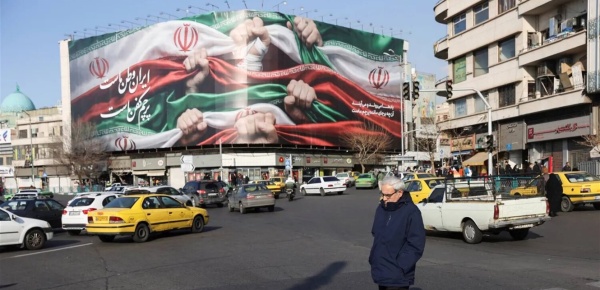 مضيق هرمز بين مسارين ماذا تخطط طهران مضيق هرمز بين مسارين ماذا تخطط طهران