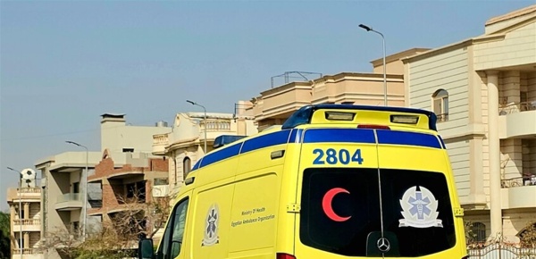 إنقلاب سيارة م حم لة بالعمال في مصر وسقوط عدد كبير من القتلى والجرحى