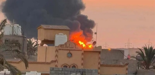 بعد تعرضها لهجوم من طائرة مسي رة احتراق محطة تحويل الكهرباء بمدينة الزاوية الليبية وخروجها عن الخدمة بعد تعرضها لهجوم من طائرة مسي رة احتراق محطة تحويل الكهرباء بمدينة الزاوية الليبية وخروجها عن الخدمة