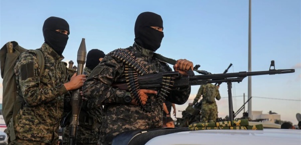 حماس لن تتخلى عن سلاحها و ضوء أخضر أميركي لإسرائيل حماس لن تتخلى عن سلاحها و ضوء أخضر أميركي لإسرائيل