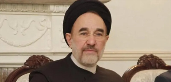 بعد انتقاده القيادة الإيرانية خاتمي يلتقي شقيق المرشد بعد انتقاده القيادة الإيرانية خاتمي يلتقي شقيق المرشد