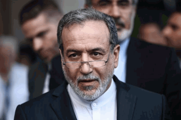 بشأن المحادثات مع ع مان وباكستان هذا ما قاله عراقجي