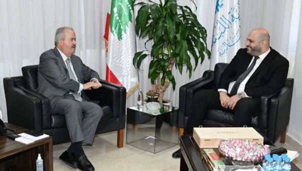 جابر بحث مع ناصر الدين في تأمين الاعتمادات والنفقات المرتبطة بالقطاع الصحي جابر بحث مع ناصر الدين في تأمين الاعتمادات والنفقات المرتبطة بالقطاع الصحي