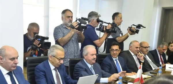 جابر إفتتح اجتماعات بعثة صندوق النقد الدولي الإصلاحات مسار مترابط نحو الاستقرار والاستدام جابر إفتتح اجتماعات بعثة صندوق النقد الدولي الإصلاحات مسار مترابط نحو الاستقرار والاستدام