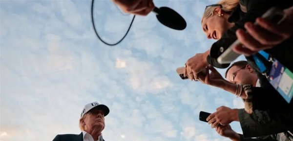 ترامب يصع د مؤسسات إعلامية أمام حظر من البيت الأبيض