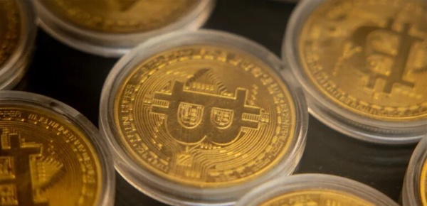 قفزة قوية لبيتكوين أعلى مستوى في 8 أشهر قفزة قوية لبيتكوين أعلى مستوى في 8 أشهر