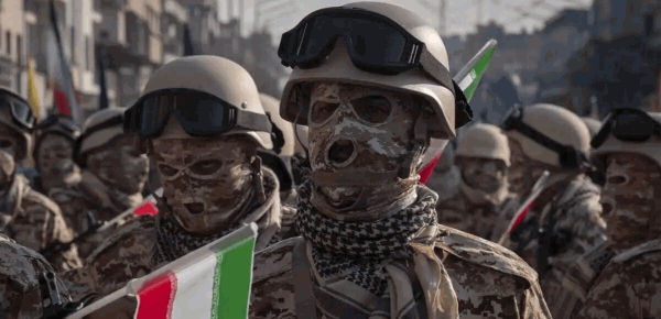 عملية أمنية في جنوب شرقي إيران تفكيك خلية مسلحة عملية أمنية في جنوب شرقي إيران تفكيك خلية مسلحة