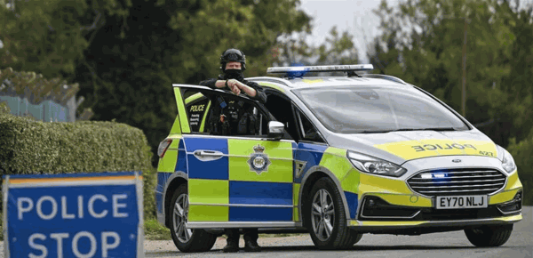 بريطانيا تعلن اعتقال شخصين قرب قاعدة تابعة لسلاح الجو الملكي