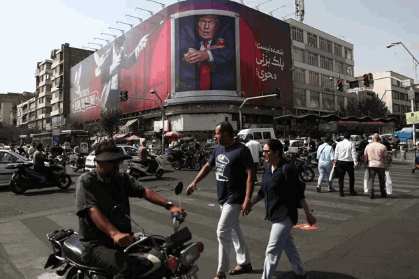 الحرس الثوري ترامب أيضا يتعرض لضغوط الحرس الثوري ترامب أيضا يتعرض لضغوط