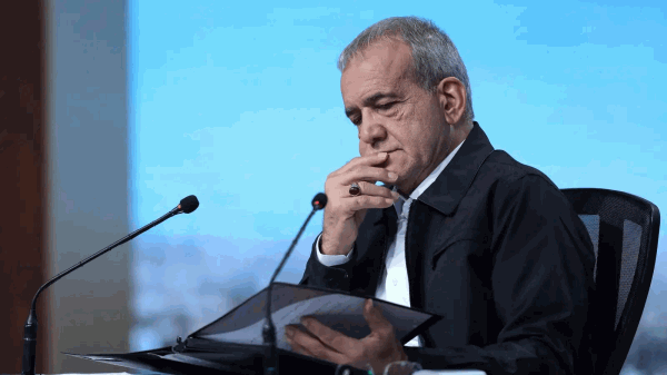 لأسباب أمنية وعسكرية تعديل مفاجئ على زيارة بزشكيان إلى تبريز