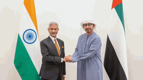 الإمارات والهند تبحثان تعزيز الشراكة الاستراتيجية والتعاون الاقتصادي