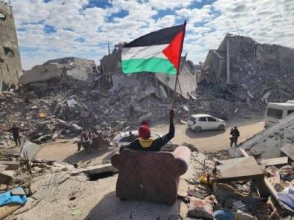 المحلل السياسي د أحمد فياض لـ راية القضية الفلسطينية أمام أخطر منعطف منذ 1948 واستهداف وجودي لغزة والضفة المحلل السياسي د أحمد فياض لـ راية القضية الفلسطينية أمام أخطر منعطف منذ 1948 واستهداف وجودي لغزة والضفة